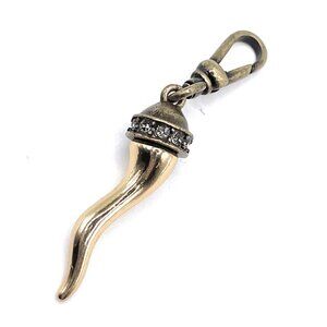 Tresors Horn Charm Chloe + Isabel - C009